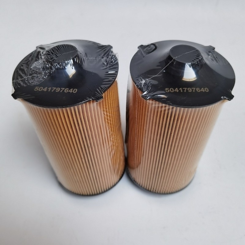 Lubricating Excavator Oil Filter 5041797640 504272431 For SAIC Iveco